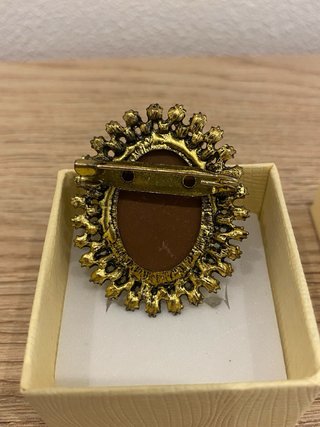 Spilla Cammeo Vintage con Cristalli