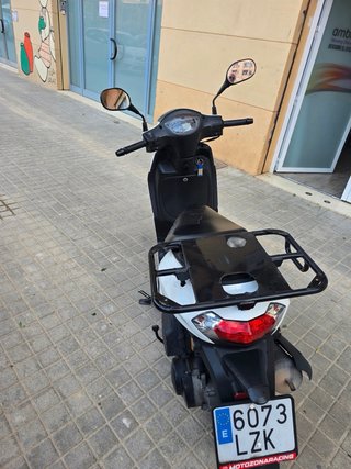 Peugeot Tweet 125i Scooter 2022 Blanca