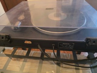 Tocadiscos Sanyo TP 535 U Semi-Automático