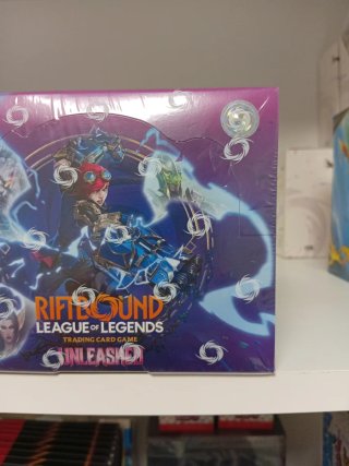 Caja de sobres Riftbound, Unleashed en ingles