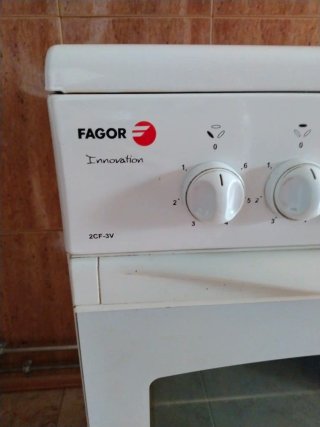 Cocina Eléctrica Vitrocerámica y Horno