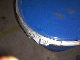 Bidón azul 200L con cierre de seguridad