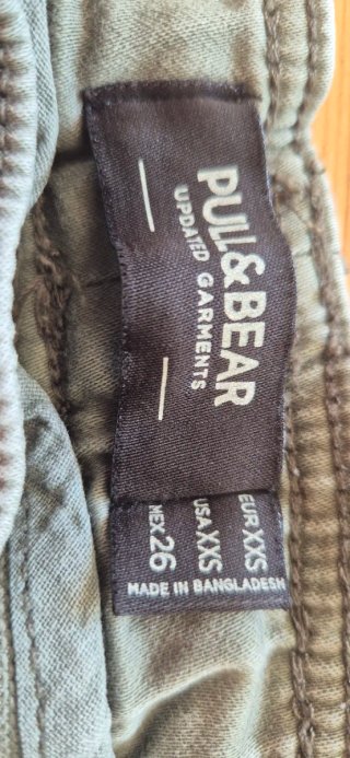 Pantalones cargo Pull&Bear talla XXS