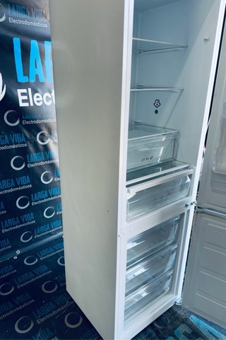 730.Frigorifico Combi Candy No Frost 1,86x60 SM