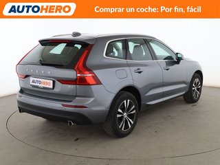 Volvo XC60 2.0 B4 Mild-Hybrid Momentum Pro 2WD