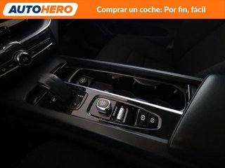 Volvo XC60 2.0 B4 Mild-Hybrid Momentum Pro 2WD
