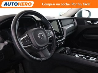 Volvo XC60 2.0 B4 Mild-Hybrid Momentum Pro 2WD