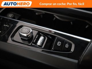 Volvo XC60 2.0 B4 Mild-Hybrid Momentum Pro 2WD