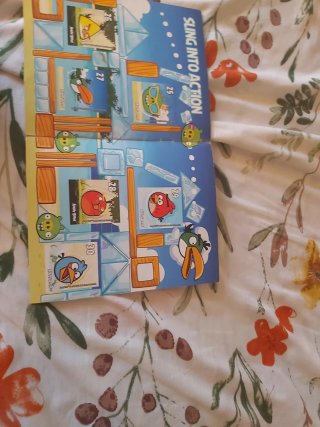 Álbum Pegatinas Cheetos Angry Birds