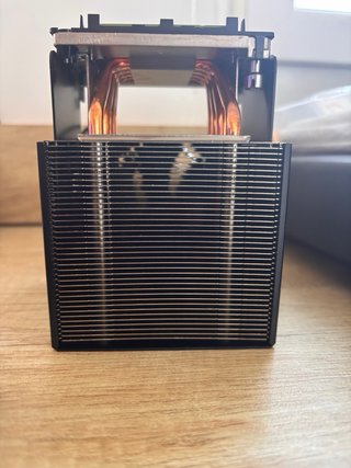 Procesador Intel Xeon Z8 G4 con disipador