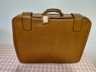 Maleta de viaje vintage marrón
