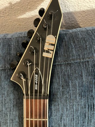 ESP LTD MH-400B Guitarra Eléctrica Barítono