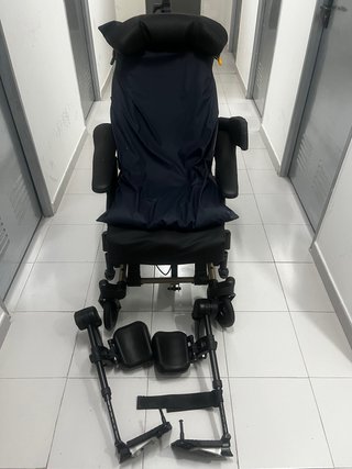Silla ruedas REA Clematis Pro + saco térmico+cojín