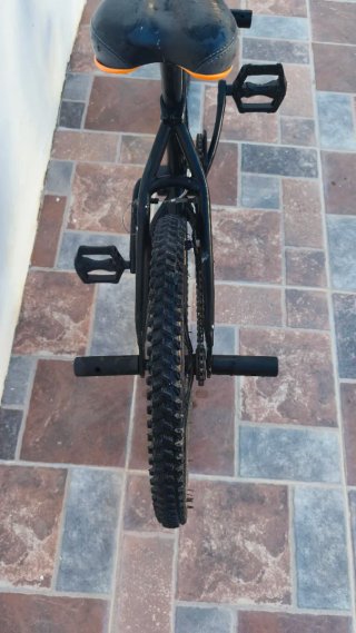 Bicicleta BMX Negra