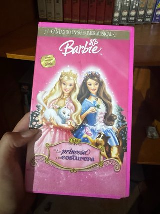 Lote 4 Películas VHS Barbie (Español)
