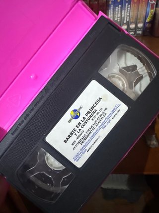 Lote 4 Películas VHS Barbie (Español)