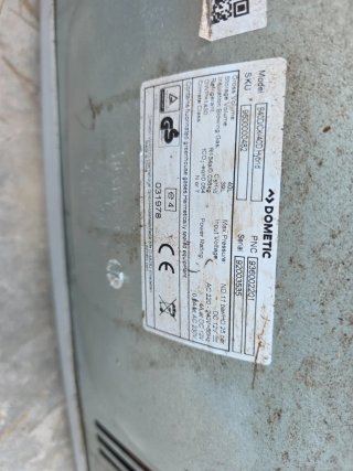 Nevera portátil Dometic 12V/220V