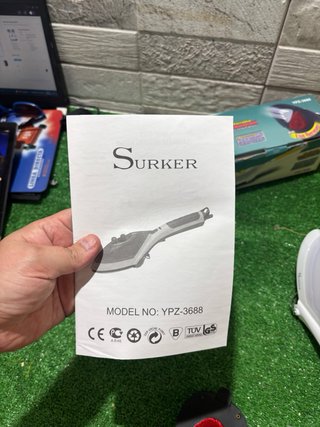 Plancha de vapor portátil SURKER YPZ-3688