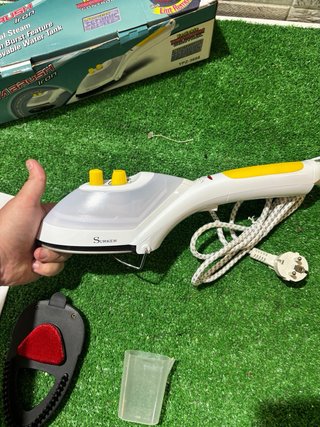 Plancha de vapor portátil SURKER YPZ-3688