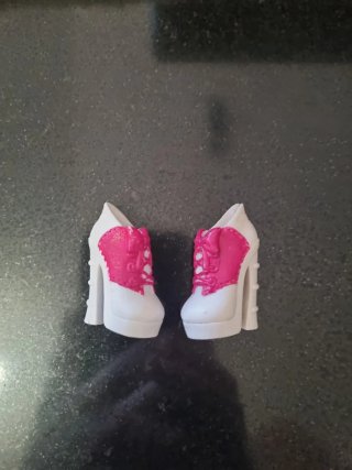 Zapatos Draculaura Die Ner Monster High