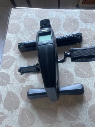 Pedaleador estático Crane con bandas elásticas