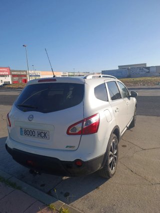 Nissan casqai 2011