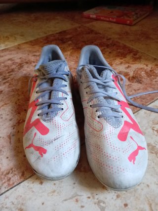Vendo zapatillas de fútbol