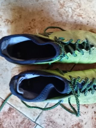 Vendo zapatillas de fútbol