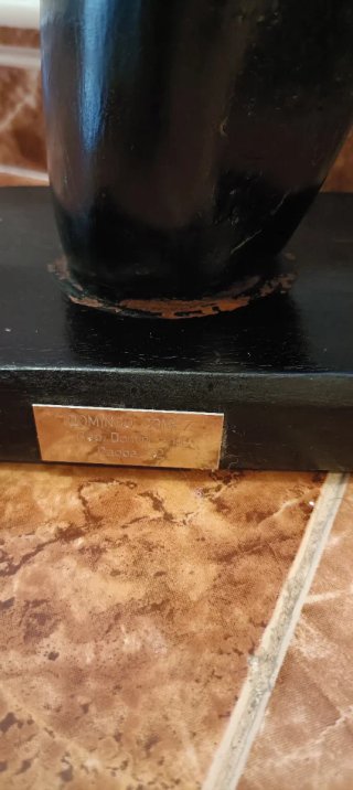 Figura de madera decorativa
