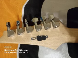 Ibanez EXR 170 Ergodyne Guitarra Eléctrica