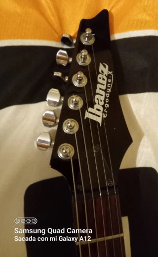 Ibanez EXR 170 Ergodyne Guitarra Eléctrica