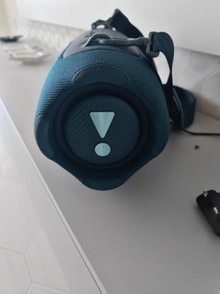 JBL Xtreme 5 azul con cargador