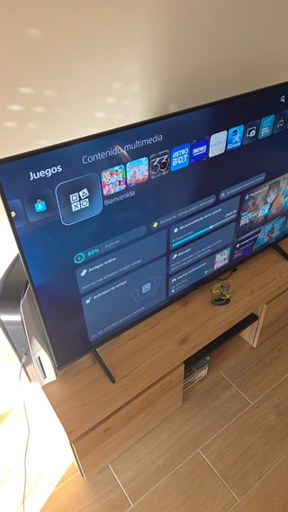 PS5 (PlayStation 5) 825GB + Mando + 5 Juegos