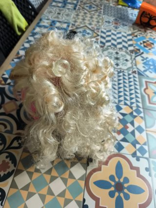 Peluca de disfraz blanca