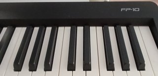 Piano Digital Roland FP-10