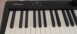Piano Digital Roland FP-10