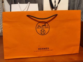 Lote 4 bolsas: Dior, Gucci, Hermès, Betty Blue