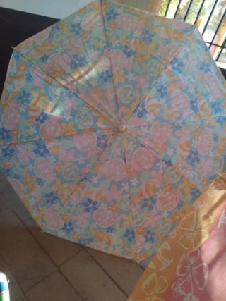 4 Sombrillas, Esterilla y 3 Sillas