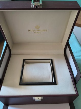 Caja y estuche Patek Philippe