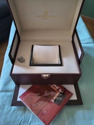 Caja y estuche Patek Philippe