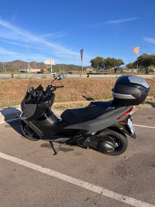 Suzuki Burgman 400cc