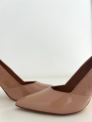 Zapatos tacón Stradivarius rosa empolvado