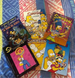 Lote de 6 cómics de Los Simpson (Tapa dura / Magos