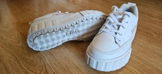 Zapatillas Fila Niña Blancas y Rosas