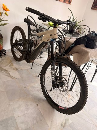 Bicicleta Eléctrica Enduro Giant Reign E+ 2 Pro