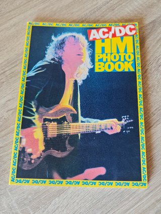 AC/DC HM Photo Book Firmado