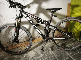 Bicicleta de Montaña CUBE