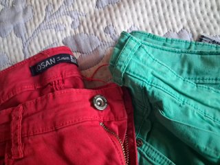 Lote 3 pantalones talla 16  (rojo, verde azulado,