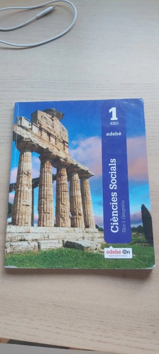 Ciències socials: Bloc I: Geo i Bloc II: història