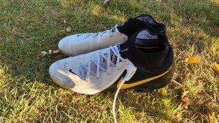 Zapatillas de fútbol Nike - Talla 42
